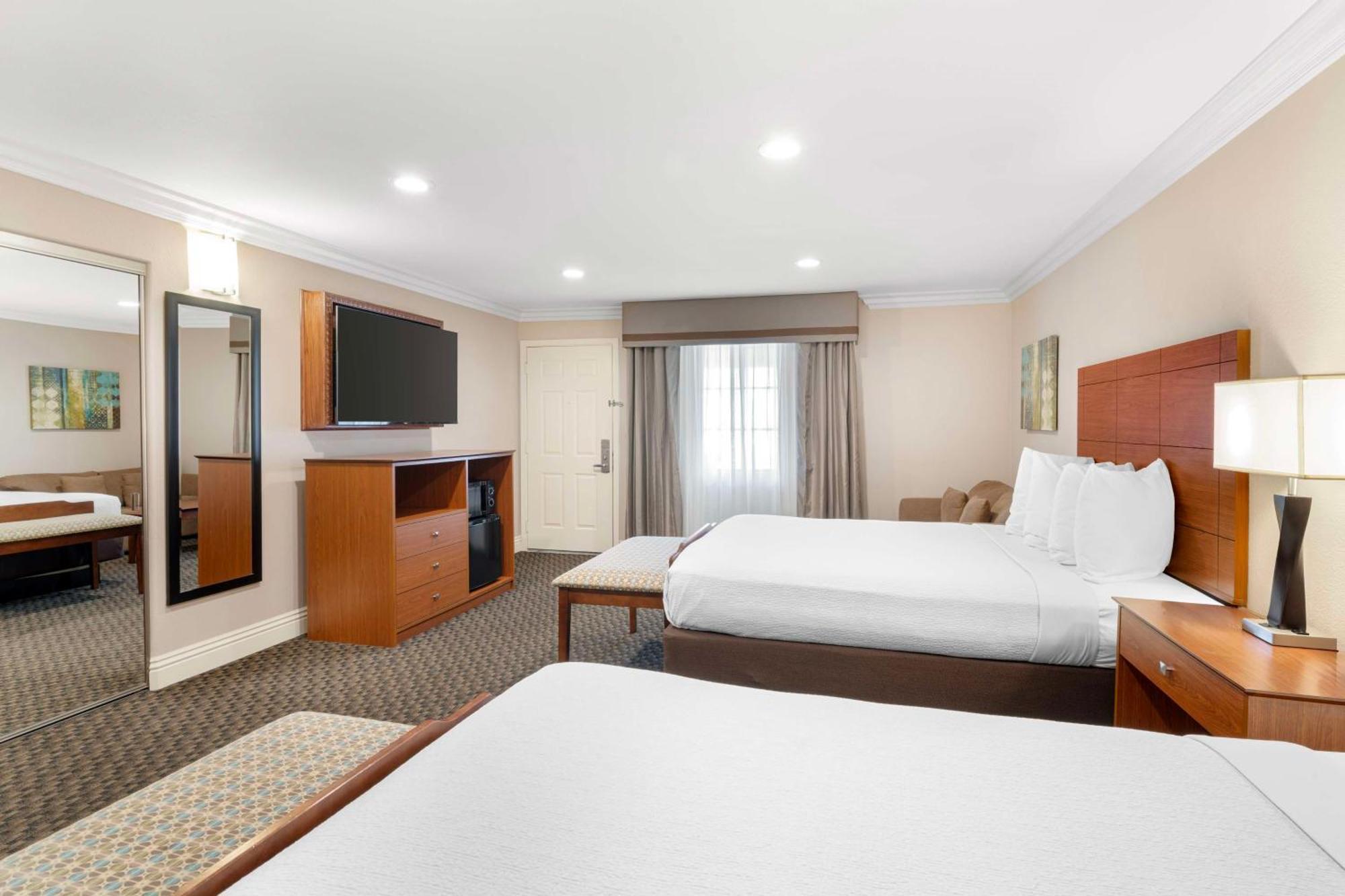 Best Western Oxnard Inn Buitenkant foto